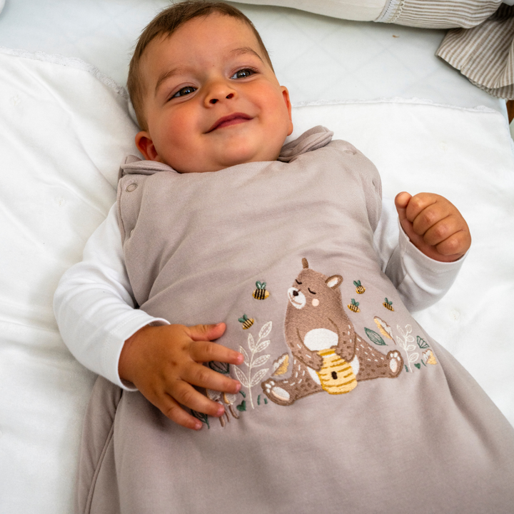 Sleeping bag: The bear and his honey - Greige